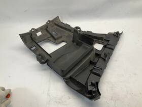 7384466 12-18 Bmw F30 3 Series Sdn Rear Bumper Right Side Mount Bracket Q