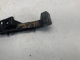 84650637 16-24 Chevrolet Malibu Front Bumper Left Side Mount Bracket Q