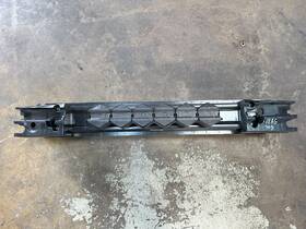 505511760 Alfa Romeo 17-19 Giulia Rear Bumper Reinforcement Impact Bar Oem