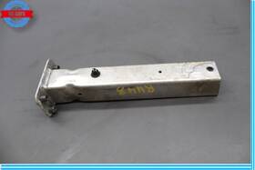4h0806064e Audi 11-18 A8l Quattro Front Right Side Bumper Crash Bar Mount Oem