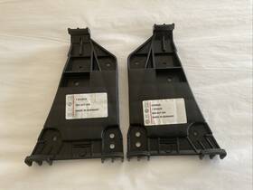 8d0807284 Audi 8d0807283 Oem A4 1996-98 Left And Right Front Bumper Guides New