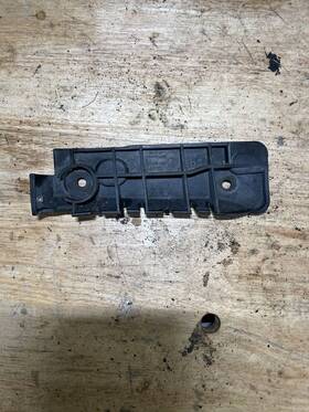 8e0807283a Audi Bumper Guide Front Left S4 Oem