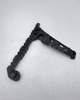 8w5807454 Audi 2018-2020 A4 S4 B9 - Right Rear Bumper Guide / Bracket Oem