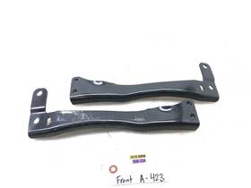 10119013 Bmw 2016-2020 750i G12 Front Upper Support Bracket Pair X2 Oem