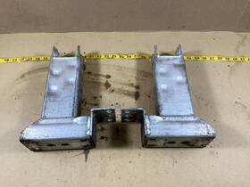 3448461 Bmw 2004 - 2010 X3 Front Right/left Set Bumper Shock / Reinforcement Bracket Oem