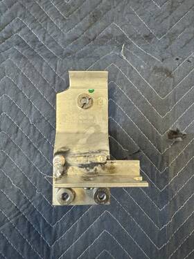 51117421636 Bmw 2020 X5 Front Right Bumper Adapter Bracket