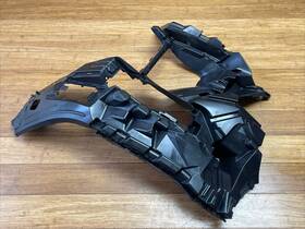 51118069891 Bmw 2017 - 2022 X7 G07 Front Left Fog Light Bracket Mount Support Oem