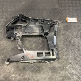 7427968 Bmw Oem 2019 - 2023 G20 330 M340 Rear Right Bumper Guide Support Bracket