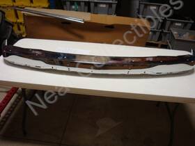 25617785 Buick Nos Oem Park Avenue Front Bumper Bar 1991 - 94 Chrome