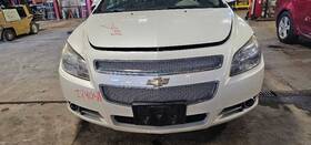 105-00371a Chevrolet Front Bumper Assembly With Grilles 98u-white Diamond Fits 08-12 Malibu 1156698