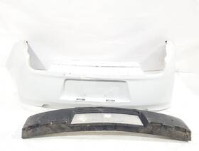 190-02173 Chevrolet 2015 2017 Caprice Oem Heron White Rear Bumper Minor Scrapes Complete