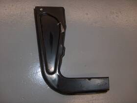 3889050 Chevrolet Gmc Ac Delco Genuine Gm 1967-1970 Chevy Medium Truck Nos Rear Step Hanger Mounting Bracket Rh