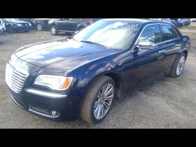 105-00548c Chrysler Front Bumper C Model Fog Lamps With Park Assist Fits 11-14 300 171439