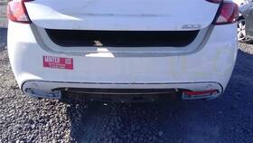 190-02140f Chrysler Rear Bumper Without Park Assist Hidden Exhaust Fits 15-17 200 91862