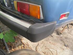 5886995 Fiat 124 2000 Spider Rear Bumper Assembly With All Pads 1975-1985