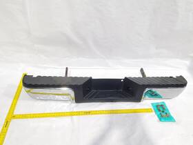 8c3z17b807aa Ford Used Rear Bumper Assembly Fits 2011 F250sd Pickup Chrome Without Park Assist