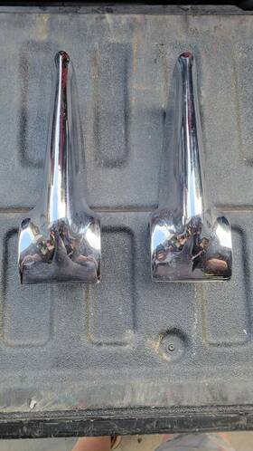 B8s-17987-a Ford B8s-17987-a. B8s-17986-a 1958 1959 1960 Thunderbird Oem Front Bumper Guards