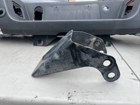Hc3c5c002 Ford 2017-2023 Super Duty Front Bumper Lower Crash Bracket