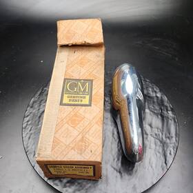 3697478 General Motors Front R.h. Bumper Guard Assembly With Box
