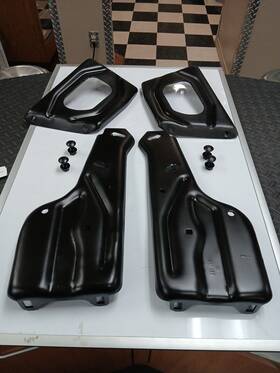 525759 General Motors 77 78 79 80 81 Firebird Trans Am Nice Original Front Bumper Brackets Supports