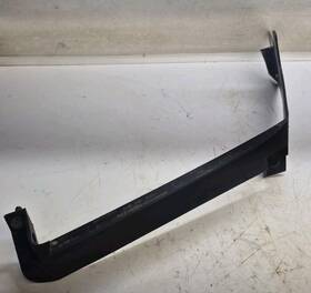 15035437 Gm Chevrolet Silverado Suburban Tahoe Lh Front Bumper Filler Oem