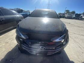 190-10392b Hyundai Rear Bumper Sedan Us Built Lower Moulding Gloss Black Fits 19-20 Elantra 1156953