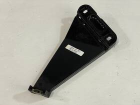 85292-5da0a Infiniti 2017 - 2019 Qx30 Rear Right Side Lower Retainer Bumper Bracket # 89407