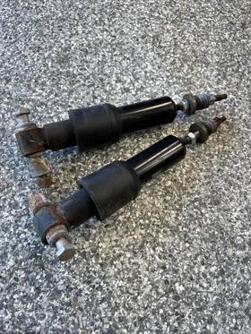 Bec13608 Jaguar 94-96 Xjs Right And Left Bumper Shock Strut Set Of 2 Oem