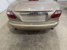 Hje6586bbxxx Jaguar 01-06 Xk8 Rear Bumper Cover With Park Assist Topaz Beige Sec