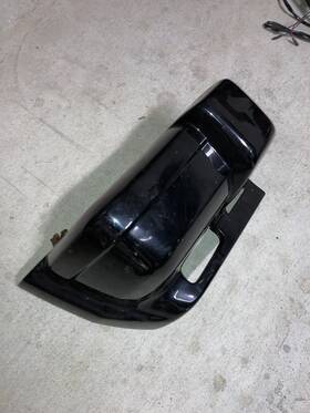 105-01326a Jeep Rh Passenger Front Bumper End Cap Xj Cherokee Painted Style 1997-2001 Black