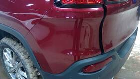 190-02205f Jeep Left Rear Driver Bumper Corner Cap Cover Red W Park Assist 14-18 Cherokee 85514