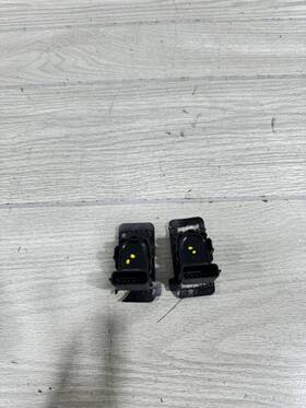 99310-p1300 Kia 2023 Niro Rear Bumper Lower Valance 2-parking Sensors Oem Black