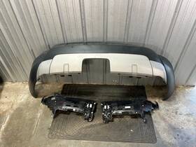 10897 Land Rover 2017-2020 Discovery Rear Bumper With Left / Right Mount Oem