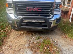 47121203 Lund Bull Bar With Light For 2017 Gmc/chevy 2500