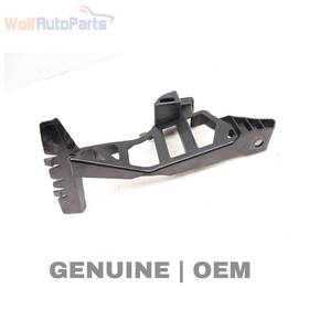 1568853300 Mercedes-benz 2015-2019 Gla45 Amg 2.0l - Left Rear Bumper Mount Bracket Lower