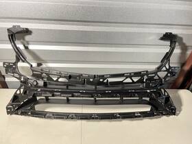 2138858100 Mercedes-benz 2018-2020 E-class W213 Amg Front Bumper Mount Tab Oem