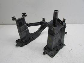 219-620-01-95 Mercedes-benz Bumper Mount Bracket Cls550 2007 2011 Driver Passenger Front Reinforcement Pair