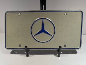 Q6880003 Mercedes-benz Vintage 1980 S 90 Oem Star Logo License Plate Dealer Accessory