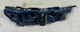 51129808964 Mini 2013 - 2015 Cooper Paceman Front Right Bumper Bracket 9808964 Oem