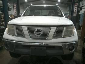 105-59050a Nissan Front Bumper Fog Lamps With Chrome Accent Fits 05-08 Frontier 117282