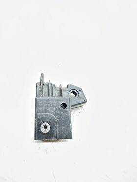 1020792-00-b Oem 12-16 Tesla Model S Ms Front Side Bumper Guide Support Bracket Right 1020792