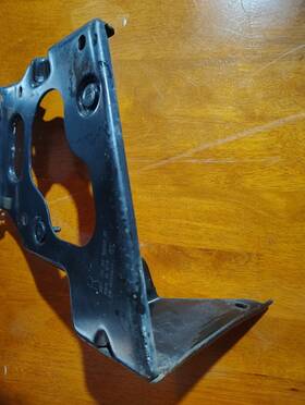 16523678 Oem 1997 - 2004 C5 Corvette Headlamp Mount Bracket Passenger Side Right Rh 165