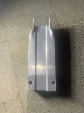 A2076200095 Oem 2076200095 12 - 17 Mercedes W207 E-class Front Right Reinforcement Bracket