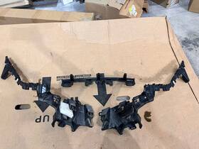 Fr3b-17f767-af Oem 2015-2017 Ford Mustang Rear Bumper Left Right Center Mounting Brackets