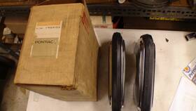 989154 Pontiac 1973 Grand Prix Part# Nos Bumper Guards