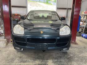 105-58947d Porsche Local Pickup Only Front Bumper With Park Assist Fits 03-06 Cayenne 911