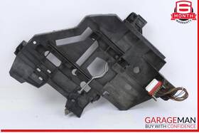 95563104201 Porsche 03-06 Cayenne S 955 Front Right Side Head Light Headlight Mount Bracket