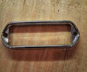 87438600 Renault 10 Front Bumper Light Bezels
