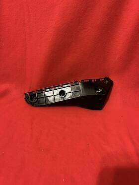 5211560190 Soillar Oem 2014-2023 Lexus Gx460 Front Passenger Rt Bumper Bracket Retainer