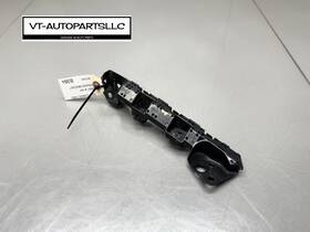 57707va020 Subaru 2015 - 2020 Wrx Front Bumper Right Passenger Bracket Retainer Mount Oem